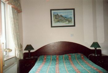 Sea Breeze B&B, 
Featherbed Lane, 
Kinsale, 
Co. Cork,
Ireland