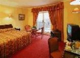 Ashling Hotel, 
Parkgate Street,
Dublin City,
Dublin 8,
Irlanda