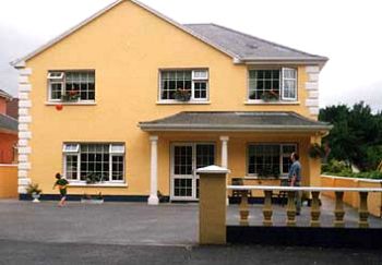 Larkfield House B&B,
Ballycasheen,
Killarney,
Co. Kerry,
Irlande