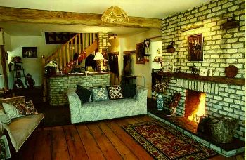 Annaharvey Farm B&B,
Tullamore, 
Co. Offaly,
Ireland