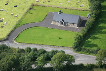 Grange Lodge Self Catering Accommodation,
Grange,
Strokestown,
Co. Roscommon,
Ireland