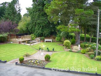 Ballykisteen Lodge B&B, 
Limerick Junction,
Monard, 
Co. Tipperary,
Irlande