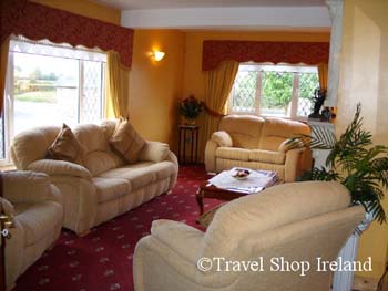 Ballykisteen Lodge B&B, 
Limerick Junction,
Monard, 
Co. Tipperary,
Irlande