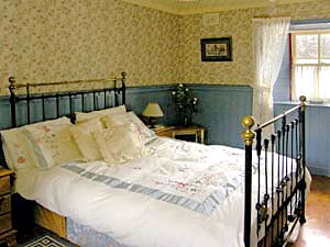 O'Neill's Self Catering Accommodation, 
Coolacussane, 
Dundrum, 
Co. Tipperary,
Irlande