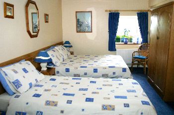 Abbey House Cama y desayuno, 
Abbey Street, 
Wexford, 
Co. Wexford,
Irlanda